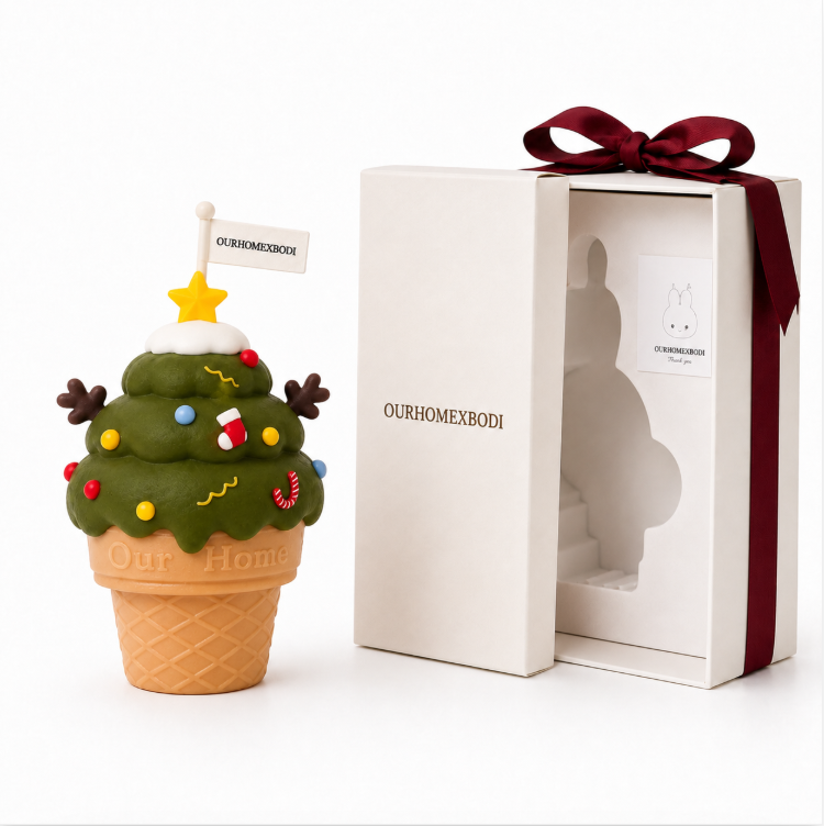 Christmas Tree Cone Candle Gift Set